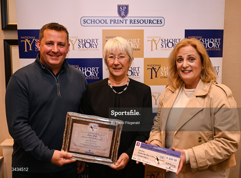 22 April 2026; Mother of the National TY Short Story Competition second place finisher Deirdre Moore, mother of Saoirse Moore of Presentation College, Athenry, Co Galway, author of 'The Weight of the Name', poses with the certificate alongside Former Minister for Education and Youth of Ireland Mary Hanafin and teacher Eoin O'Sullivan during the 3rd National TY Short Story Competition award ceremony at Buswells Hotel in Dublin. Photo by David Fitzgerald/Sportsfile