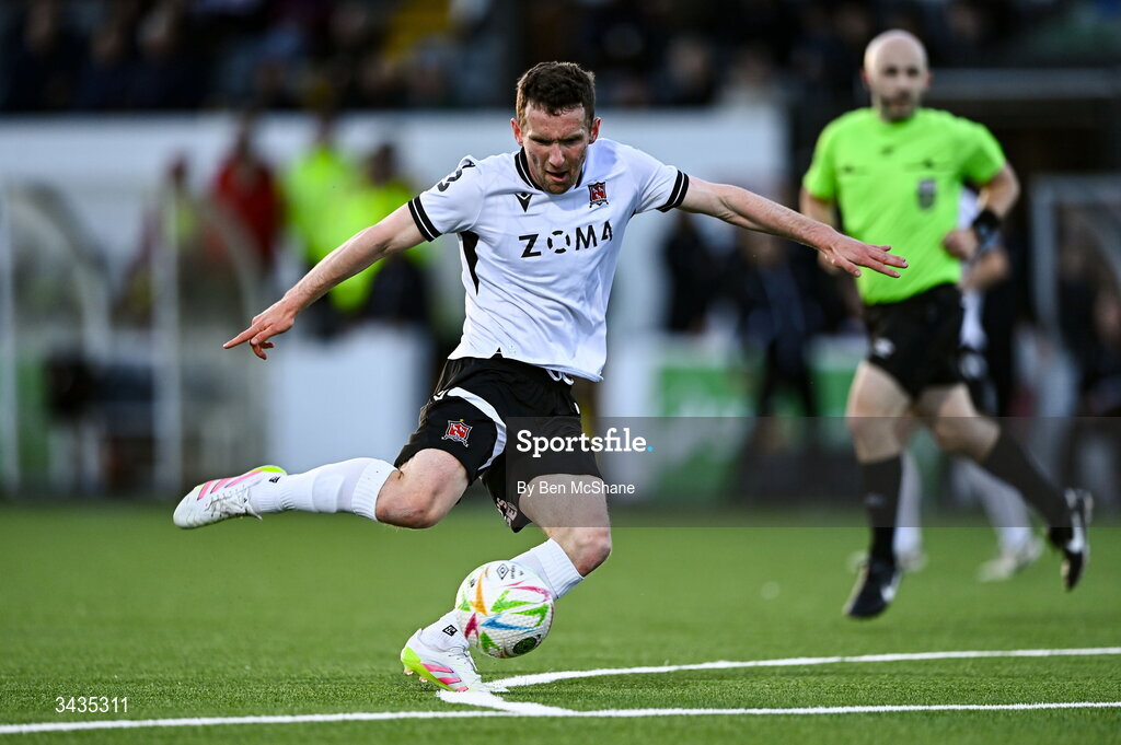 17 April 2026; Bobby Burns of Dundalk during the SSE Airtricity Men's Premier Division match between Dundalk and Galway United at Oriel Park in Dundalk, Louth. Photo by Ben McShane/Sportsfile