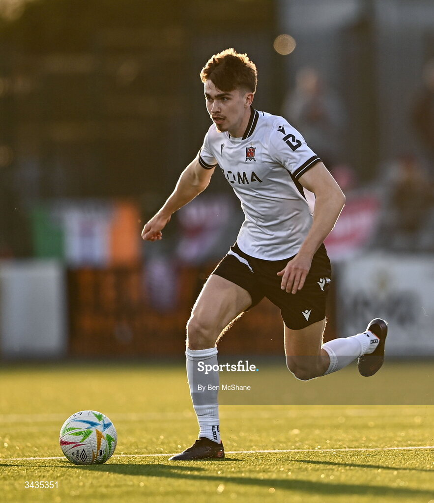 17 April 2026; Eoin Kenny of Dundalk during the SSE Airtricity Men's Premier Division match between Dundalk and Galway United at Oriel Park in Dundalk, Louth. Photo by Ben McShane/Sportsfile