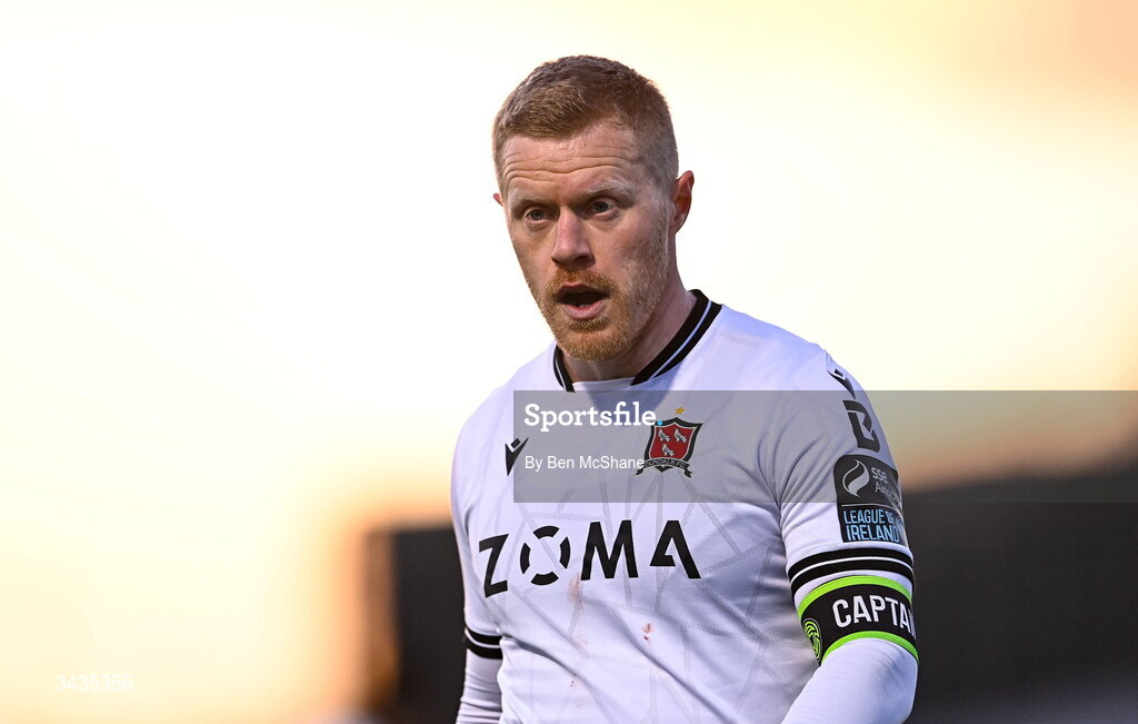 17 April 2026; Daryl Horgan of Dundalk during the SSE Airtricity Men's Premier Division match between Dundalk and Galway United at Oriel Park in Dundalk, Louth. Photo by Ben McShane/Sportsfile