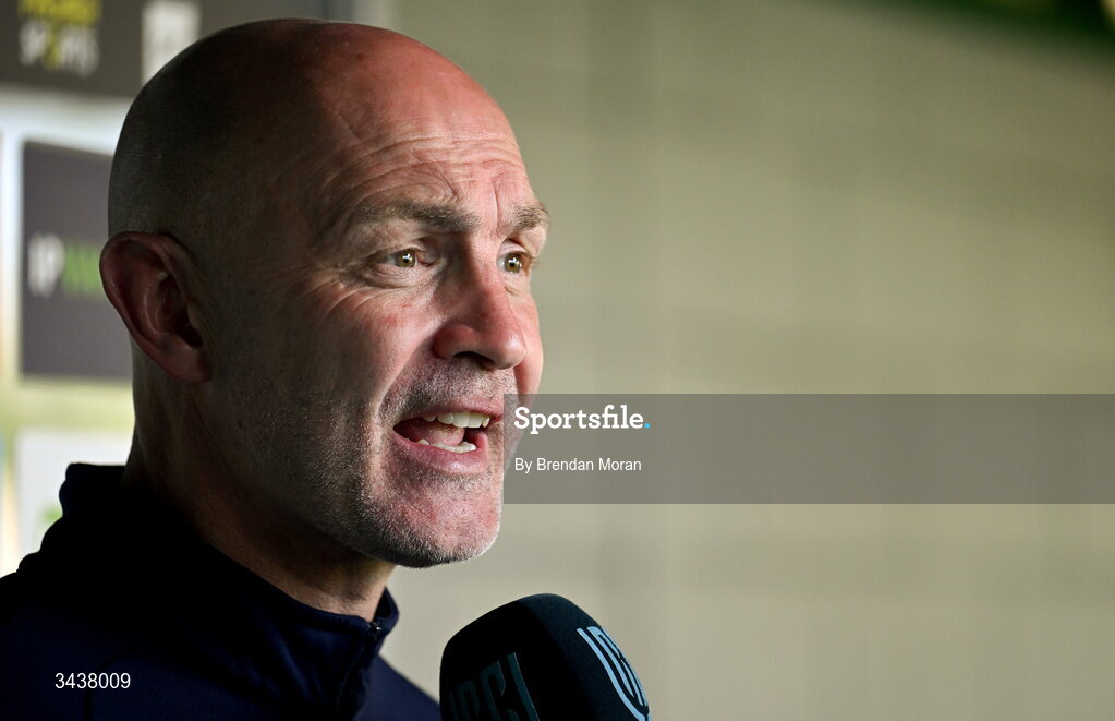 25 April 2026; Benetton head coach Calum MacRae before the United Rugby Championship match between Benetton and Leinster at Stadio Monigo in Treviso, Italy. Photo by Brendan Moran/Sportsfile
