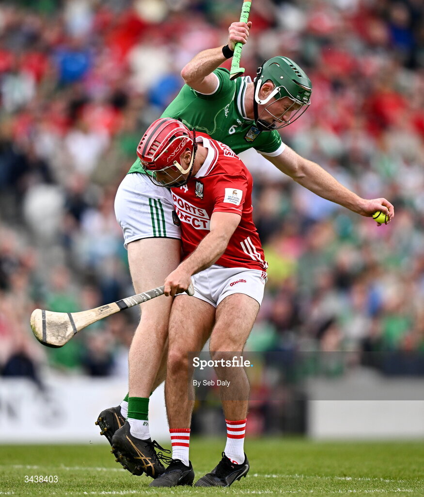26 April 2026; William O'Donoghue of Limerick in action against William Buckley of Cork during the Munster GAA Senior Hurling Championship Round 2 match between Cork and Limerick at SuperValu Páirc Uí Chaoimh in Cork. Photo by Seb Daly/Sportsfile
