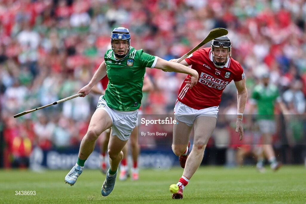 26 April 2026; Shane O'Brien of Limerick in action against Damien Cahalane of Cork during the Munster GAA Senior Hurling Championship Round 2 match between Cork and Limerick at SuperValu Páirc Uí Chaoimh in Cork. Photo by Tom Beary/Sportsfile
