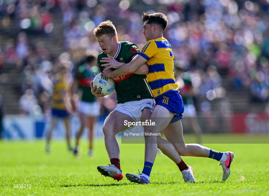 26 April 2026; David McBrien of Mayo in action against Senan Lambe of Roscommon during the Connacht GAA Football Senior Championship semi-final match between Mayo and Roscommon at Hastings Insurance MacHale Park in Castlebar, Mayo. Photo by Piaras Ó Mídheach/Sportsfile