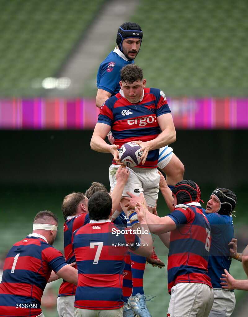 26 April 2026; Fionn Gilbert of Clontarf FC takes a lineout ball ahead of Josh Gimblett of St Mary's College RFC during the Energia Men's All-Ireland League Division 1A final match between Clontarf FC and St Mary's College RFC at the Aviva Stadium in Dublin. Photo by Brendan Moran/Sportsfile