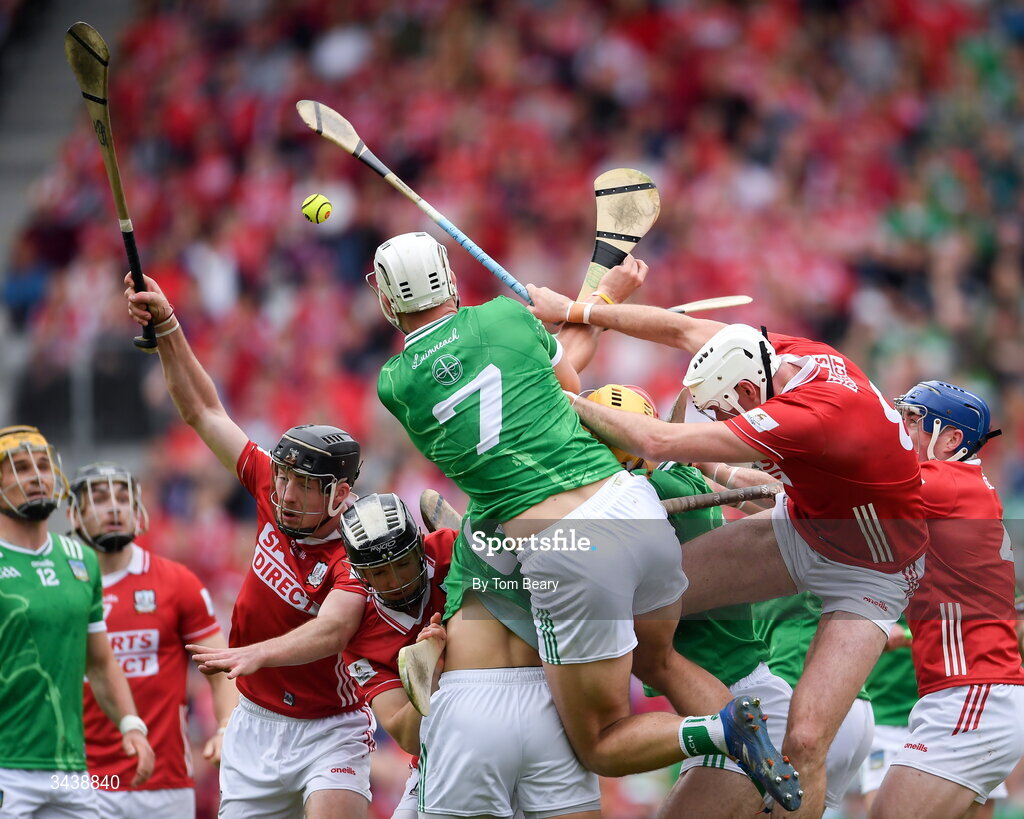 26 April 2026; Players from both sides try and win the sliotar as Limerick dropped a late free into the square in the final minutes of the Munster GAA Senior Hurling Championship Round 2 match between Cork and Limerick at SuperValu Páirc Uí Chaoimh in Cork. Photo by Tom Beary/Sportsfile