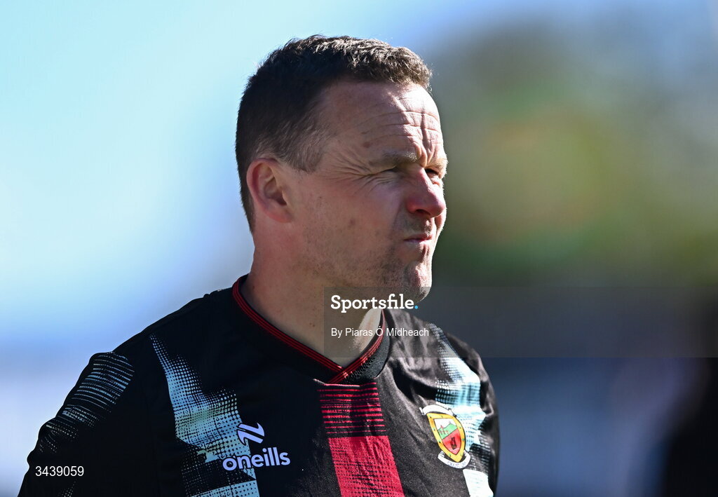 26 April 2026; Mayo manager Andy Moran reacts during the closing stages of the Connacht GAA Football Senior Championship semi-final match between Mayo and Roscommon at Hastings Insurance MacHale Park in Castlebar, Mayo. Photo by Piaras Ó Mídheach/Sportsfile