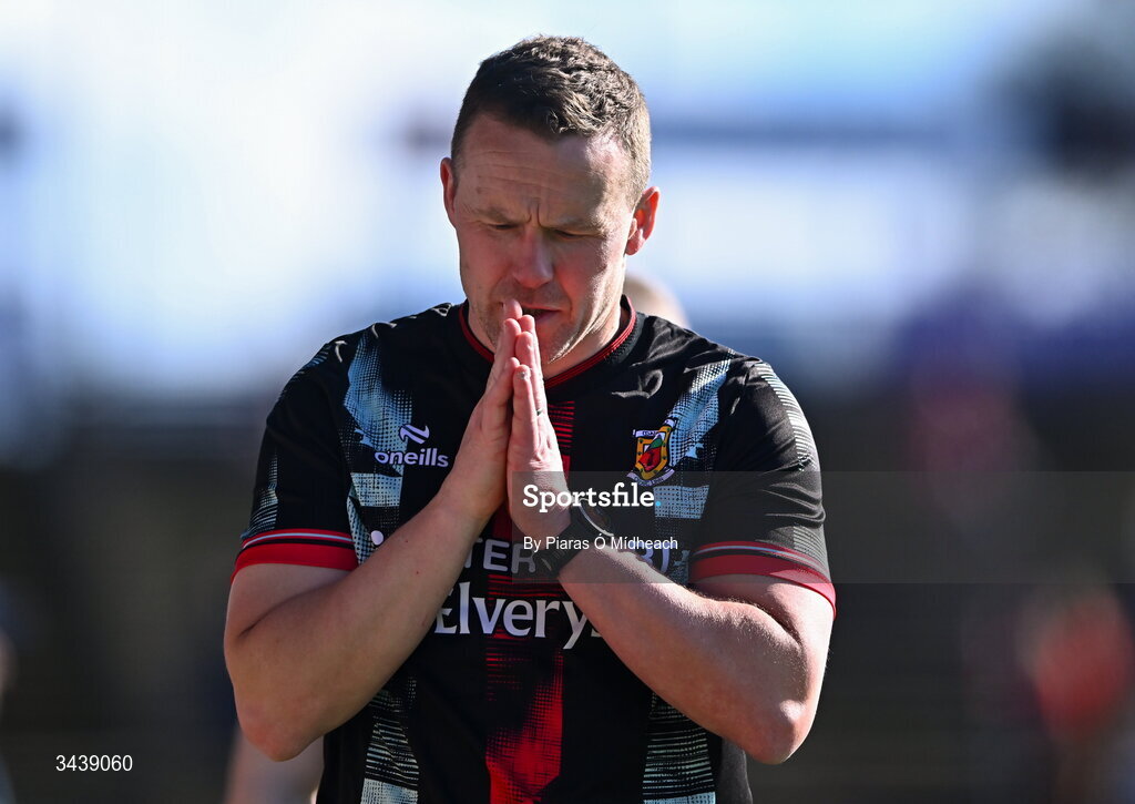 26 April 2026; Mayo manager Andy Moran reacts during the closing stages of the Connacht GAA Football Senior Championship semi-final match between Mayo and Roscommon at Hastings Insurance MacHale Park in Castlebar, Mayo. Photo by Piaras Ó Mídheach/Sportsfile