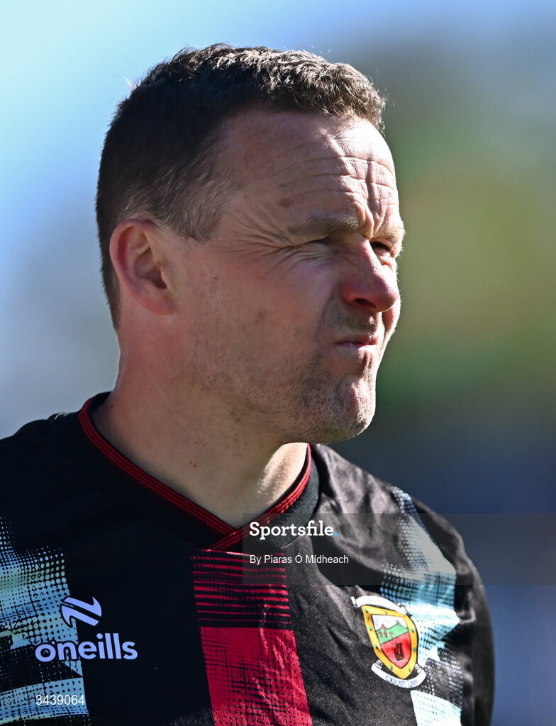 26 April 2026; Mayo manager Andy Moran reacts during the closing stages of the Connacht GAA Football Senior Championship semi-final match between Mayo and Roscommon at Hastings Insurance MacHale Park in Castlebar, Mayo. Photo by Piaras Ó Mídheach/Sportsfile
