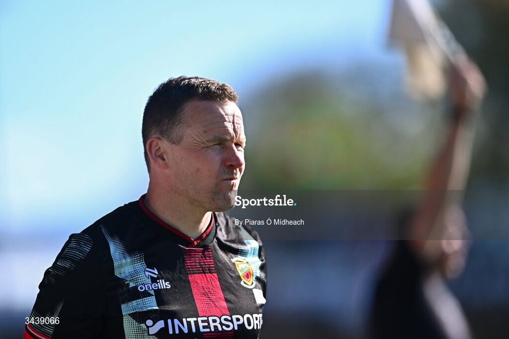 26 April 2026; Mayo manager Andy Moran reacts during the closing stages of the Connacht GAA Football Senior Championship semi-final match between Mayo and Roscommon at Hastings Insurance MacHale Park in Castlebar, Mayo. Photo by Piaras Ó Mídheach/Sportsfile