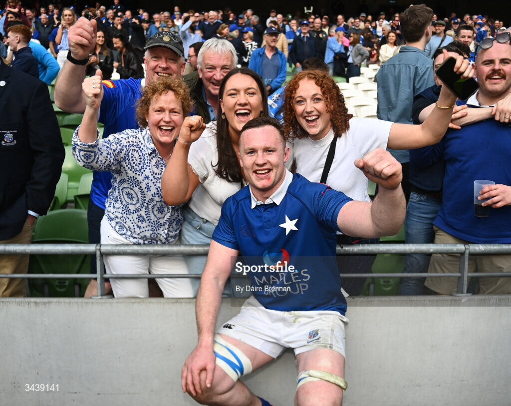 26 April 2026; Ronan Watters of St Mary's College RFC celebrates with his family, left to right, dad Brian, mom Laura, and sisters Shona and Méabh, after the Energia Men's All-Ireland League Division 1A final match between Clontarf FC and St Mary's College RFC at the Aviva Stadium in Dublin. Photo by Daire Brennan/Sportsfile