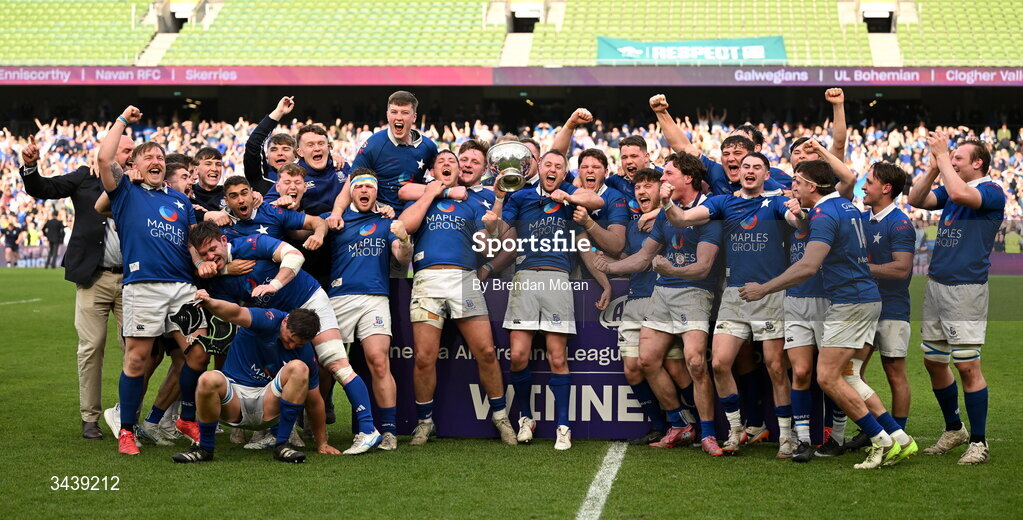 26 April 2026; St Mary's College RFC captain Conor Dean and his teammates celebrate with the Energia Men's AIL Division 1A trophy after the Energia Men's All-Ireland League Division 1A final match between Clontarf FC and St Mary's College RFC at the Aviva Stadium in Dublin. Photo by Brendan Moran/Sportsfile