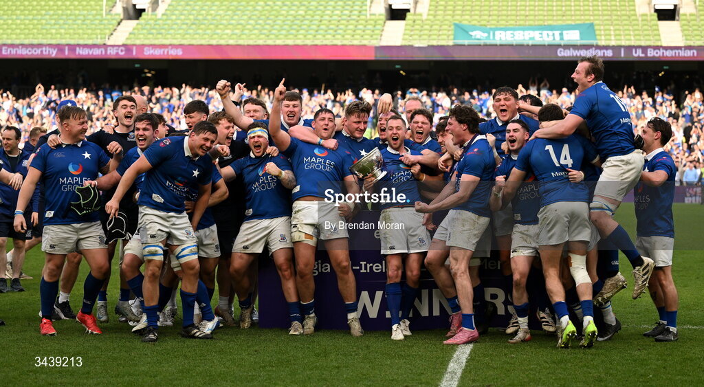 26 April 2026; St Mary's College RFC captain Conor Dean and his teammates celebrate with the Energia Men's AIL Division 1A trophy after the Energia Men's All-Ireland League Division 1A final match between Clontarf FC and St Mary's College RFC at the Aviva Stadium in Dublin. Photo by Brendan Moran/Sportsfile