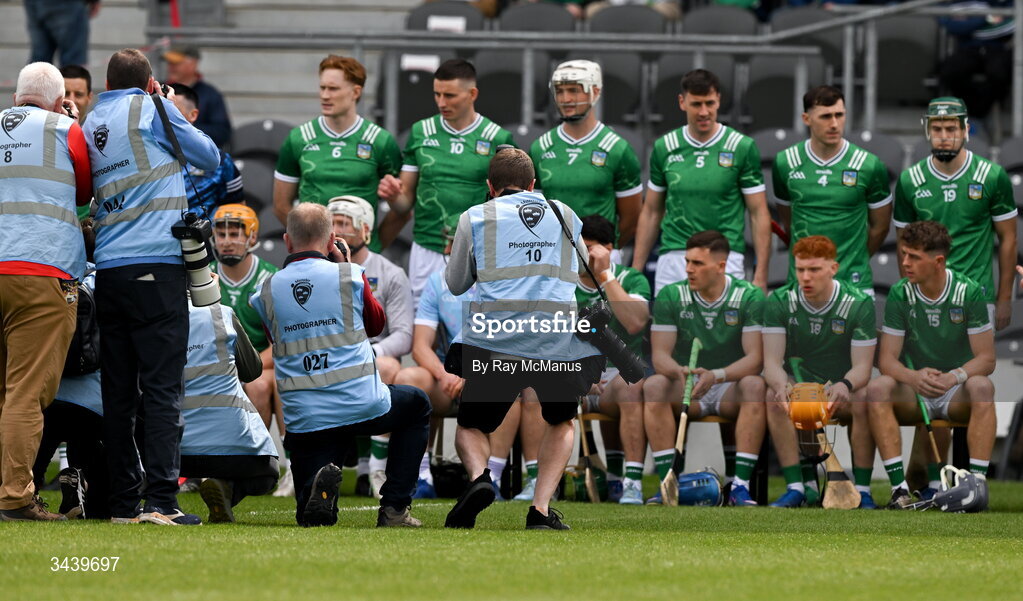 26 April 2026; Photographers take the Limerick squad picture before the Munster GAA Senior Hurling Championship Round 2 match between Cork and Limerick at SuperValu Páirc Uí Chaoimh in Cork. Photo by Ray McManus/Sportsfile