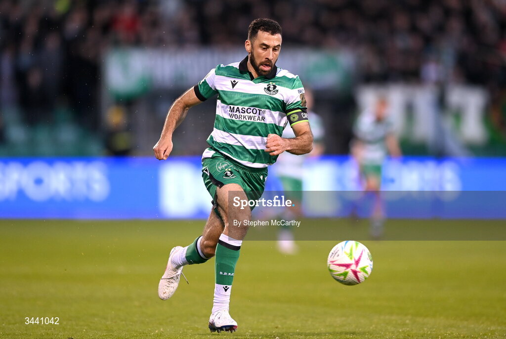 17 April 2026; Roberto Lopes of Shamrock Rovers during the SSE Airtricity Men's Premier Division match between Shamrock Rovers and Bohemians at Tallaght Stadium in Dublin. Photo by Stephen McCarthy/Sportsfile