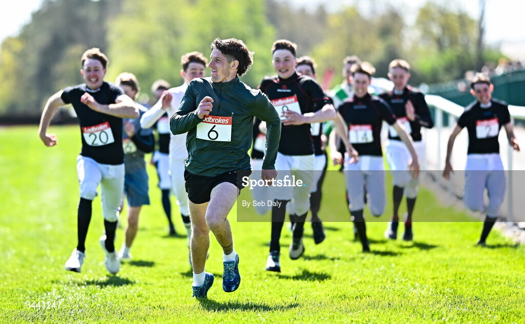 29 April 2026; Jockey Ricky Doyle on his way to winning the Ladbrokes Jockeys' Sprint Race ahead of racing on day two of the Punchestown Festival at Punchestown Racecourse in Kildare. Photo by Seb Daly/Sportsfile