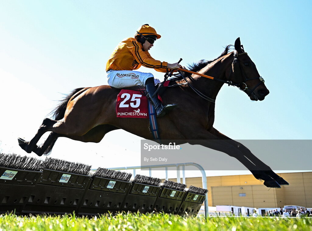 29 April 2026; Jacovec Cavern, with Richie Condon up, jump the last on their way to winning the Adare Manor Opportunity Series Final Handicap Hurdle during day two of the Punchestown Festival at Punchestown Racecourse in Kildare. Photo by Seb Daly/Sportsfile