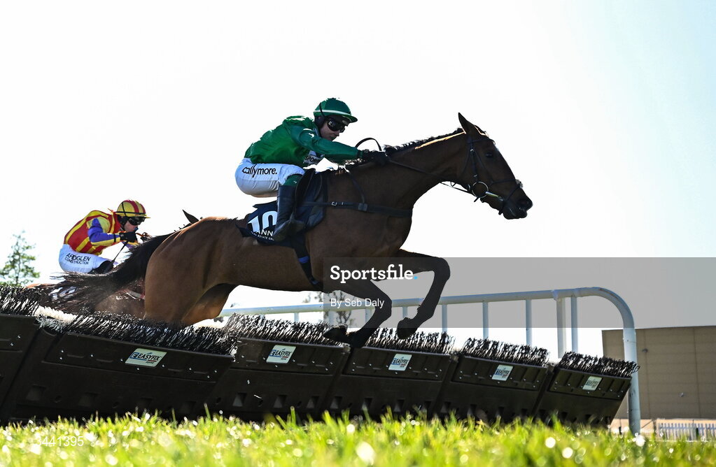 29 April 2026; Le Frimeur, with JJ Slevin up, jump the last on their way to winning the Channor Real Estate Group Novice Hurdle during day two of the Punchestown Festival at Punchestown Racecourse in Kildare. Photo by Seb Daly/Sportsfile