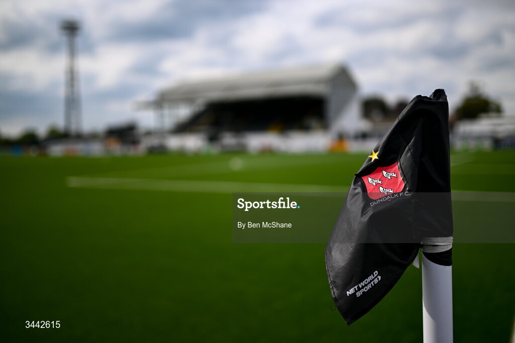 1 May 2026; A Dundalk branded corner flag is seen in Oriel Park before the SSE Airtricity Men's Premier Division match between Dundalk and Shelbourne at Oriel Park in Dundalk, Louth. Photo by Ben McShane/Sportsfile