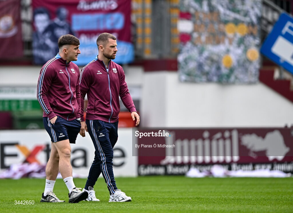 1 May 2026; Ed McCarthy, left, and Aaron Bolger of Galway United before the SSE Airtricity Men's Premier Division match between Galway United and St Patrick's Athletic at Eamonn Deacy Park in Galway. Photo by Piaras Ó Mídheach/Sportsfile