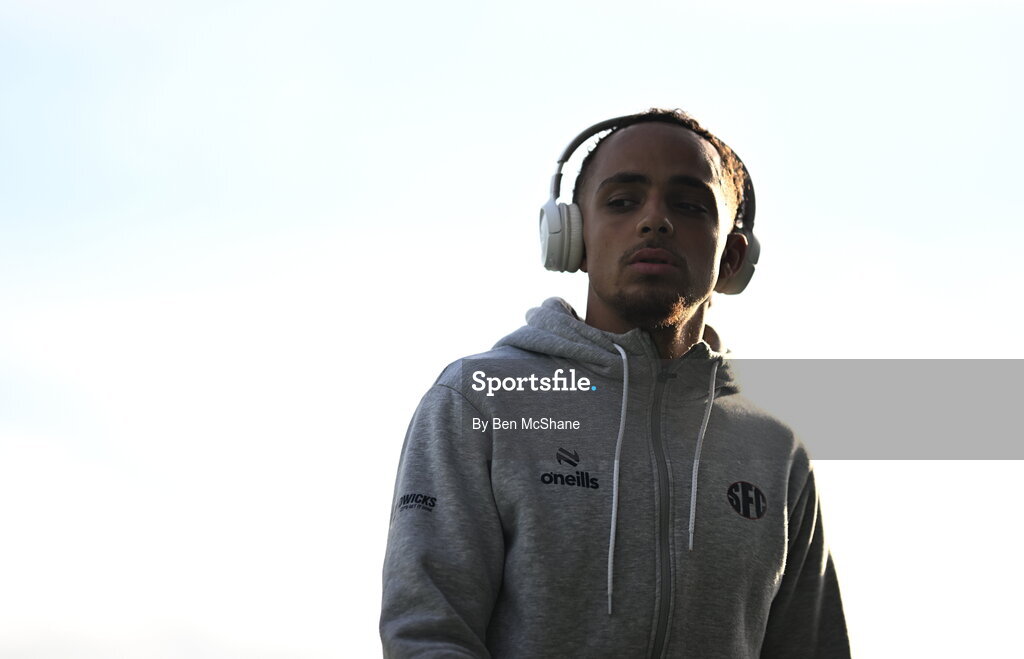 1 May 2026; Maill Lundgren of Shelbourne before the SSE Airtricity Men's Premier Division match between Dundalk and Shelbourne at Oriel Park in Dundalk, Louth. Photo by Ben McShane/Sportsfile