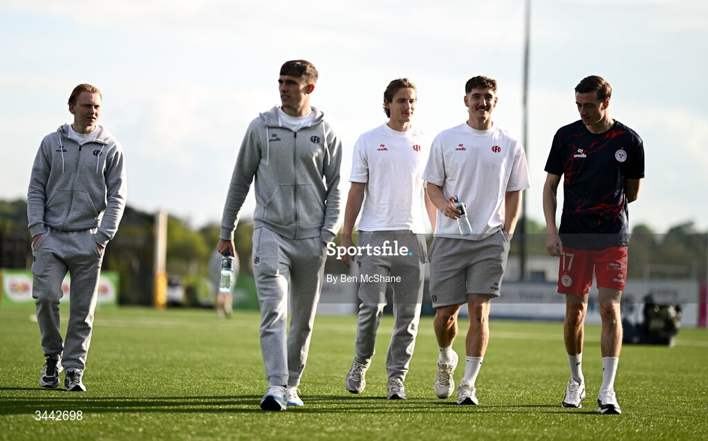 1 May 2026; Shelbourne players, from left, Jack Henry-Francis, Evan Caffrey, Harry Wood, John Martin and Daniel Kelly before the SSE Airtricity Men's Premier Division match between Dundalk and Shelbourne at Oriel Park in Dundalk, Louth. Photo by Ben McShane/Sportsfile