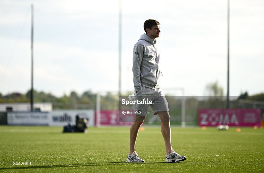 1 May 2026; Sean Gannon of Shelbourne before the SSE Airtricity Men's Premier Division match between Dundalk and Shelbourne at Oriel Park in Dundalk, Louth. Photo by Ben McShane/Sportsfile