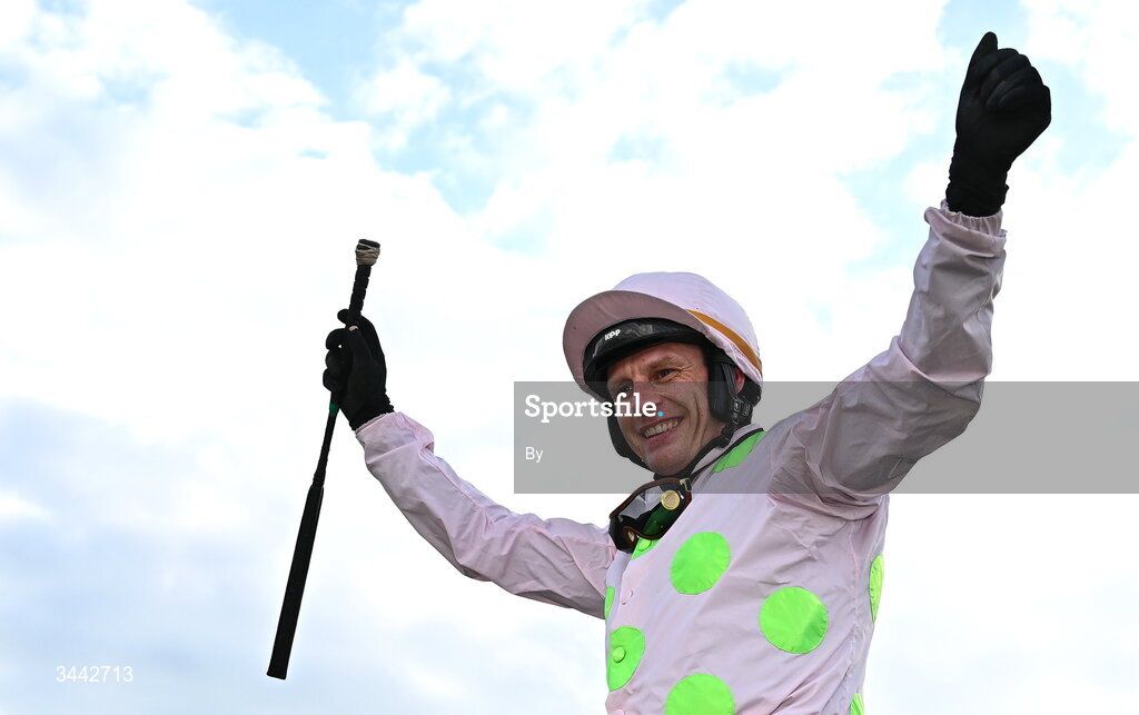 1 May 2026; HORSE, with JOCKEY up, on their way to winning the RACE during day four of the Punchestown Festival at Punchestown Racecourse in Kildare.
