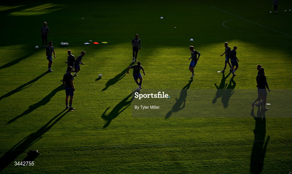 1 May 2026; Waterford players warm-up before the SSE Airtricity Men's Premier Division match between Shamrock Rovers and Waterford at Tallaght Stadium in Dublin. Photo by Tyler Miller/Sportsfile