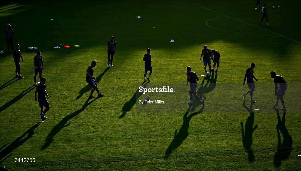1 May 2026; Waterford players warm-up before the SSE Airtricity Men's Premier Division match between Shamrock Rovers and Waterford at Tallaght Stadium in Dublin. Photo by Tyler Miller/Sportsfile