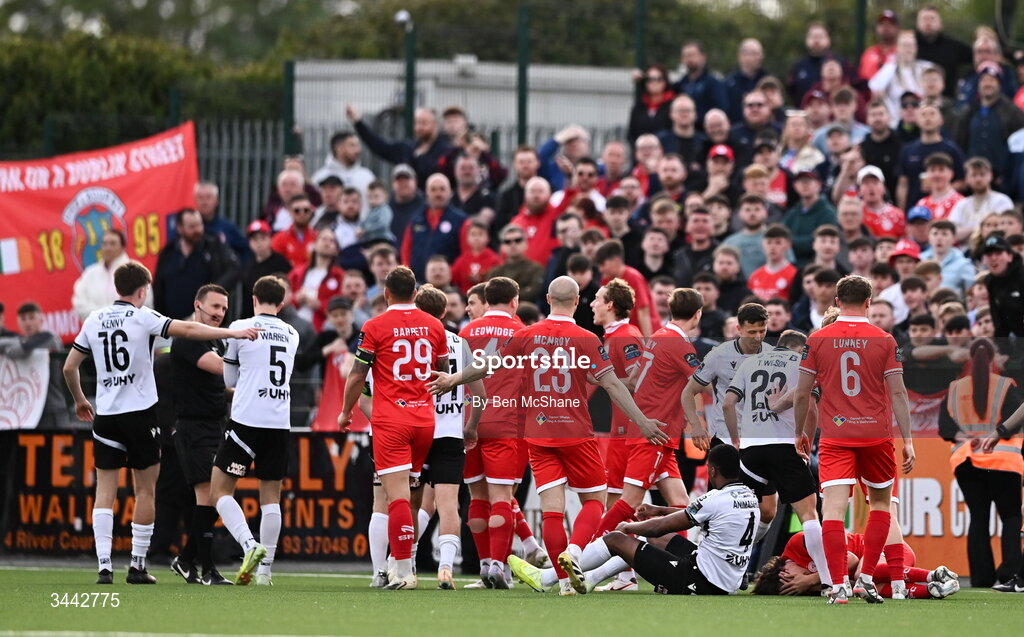 1 May 2026; Players of both sides tussle during the SSE Airtricity Men's Premier Division match between Dundalk and Shelbourne at Oriel Park in Dundalk, Louth. Photo by Ben McShane/Sportsfile