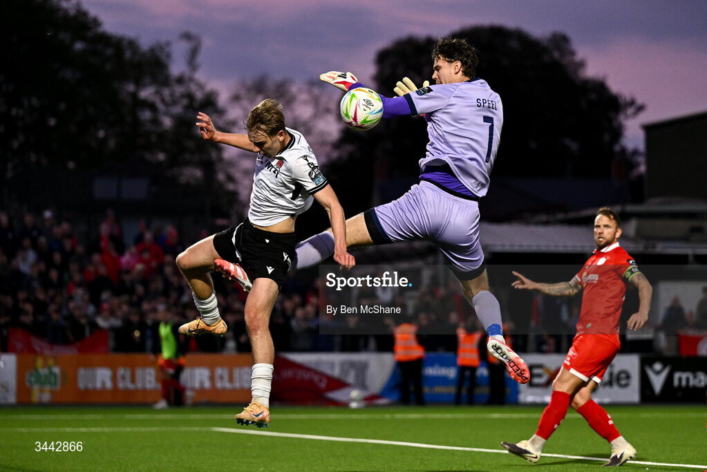 1 May 2026; Ronan Teahan of Dundalk in action against Shelbourne goalkeeper Wessel Speel during the SSE Airtricity Men's Premier Division match between Dundalk and Shelbourne at Oriel Park in Dundalk, Louth. Photo by Ben McShane/Sportsfile