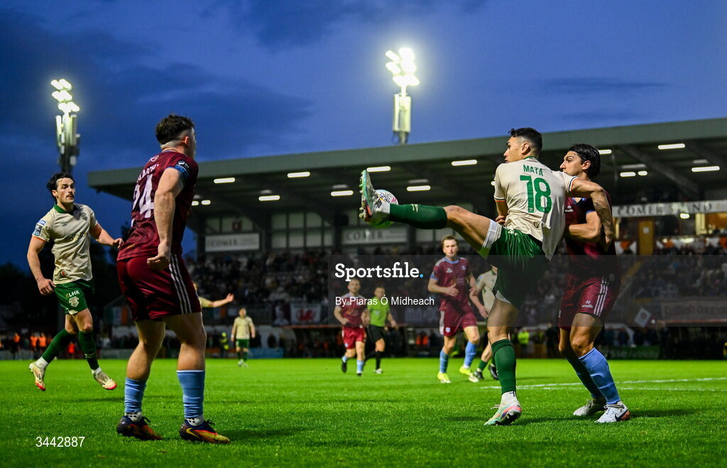 1 May 2026; Max Mata of St Patrick's Athletic in action against Gianfranco Facchineri of Galway United during the SSE Airtricity Men's Premier Division match between Galway United and St Patrick's Athletic at Eamonn Deacy Park in Galway. Photo by Piaras Ó Mídheach/Sportsfile