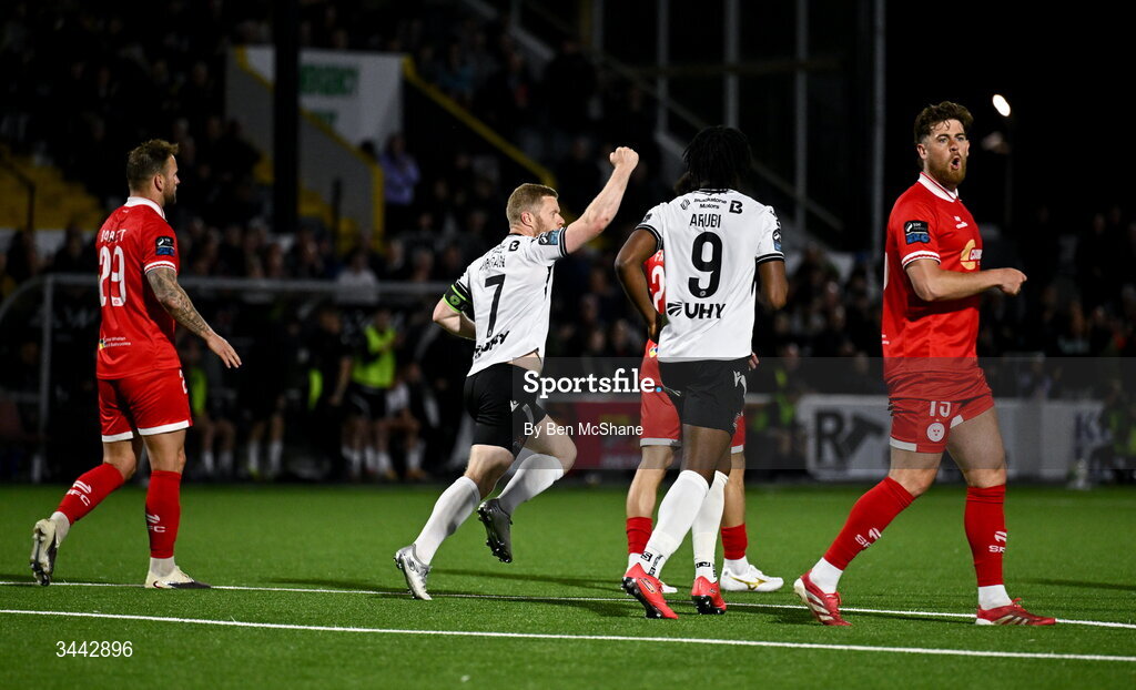 1 May 2026; Daryl Horgan of Dundalk celebrates after scoring his side's first goal, a penalty, during the SSE Airtricity Men's Premier Division match between Dundalk and Shelbourne at Oriel Park in Dundalk, Louth. Photo by Ben McShane/Sportsfile