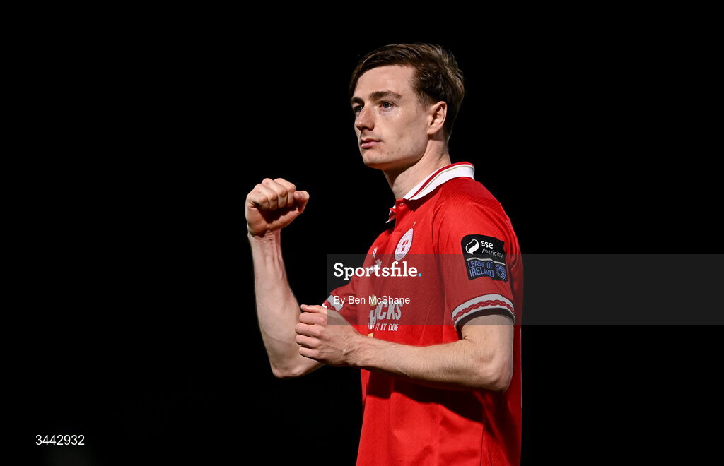 1 May 2026; Daniel Kelly of Shelbourne celebrates after the SSE Airtricity Men's Premier Division match between Dundalk and Shelbourne at Oriel Park in Dundalk, Louth. Photo by Ben McShane/Sportsfile