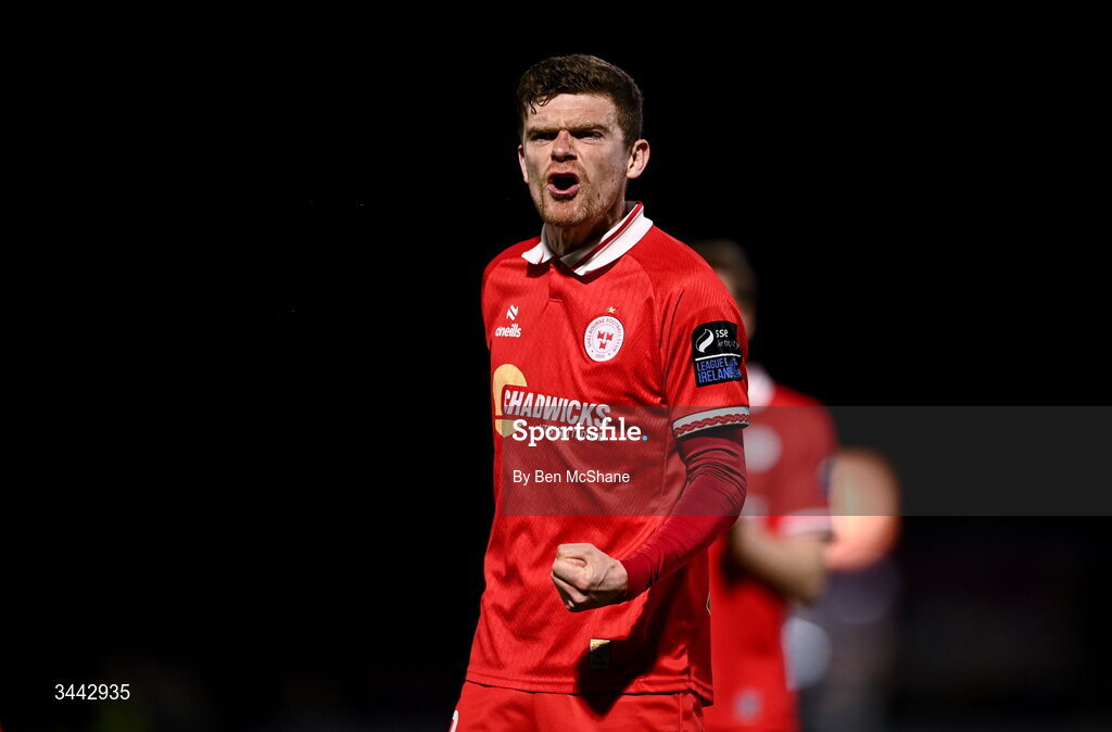 1 May 2026; Sean Gannon of Shelbourne celebrates after the SSE Airtricity Men's Premier Division match between Dundalk and Shelbourne at Oriel Park in Dundalk, Louth. Photo by Ben McShane/Sportsfile