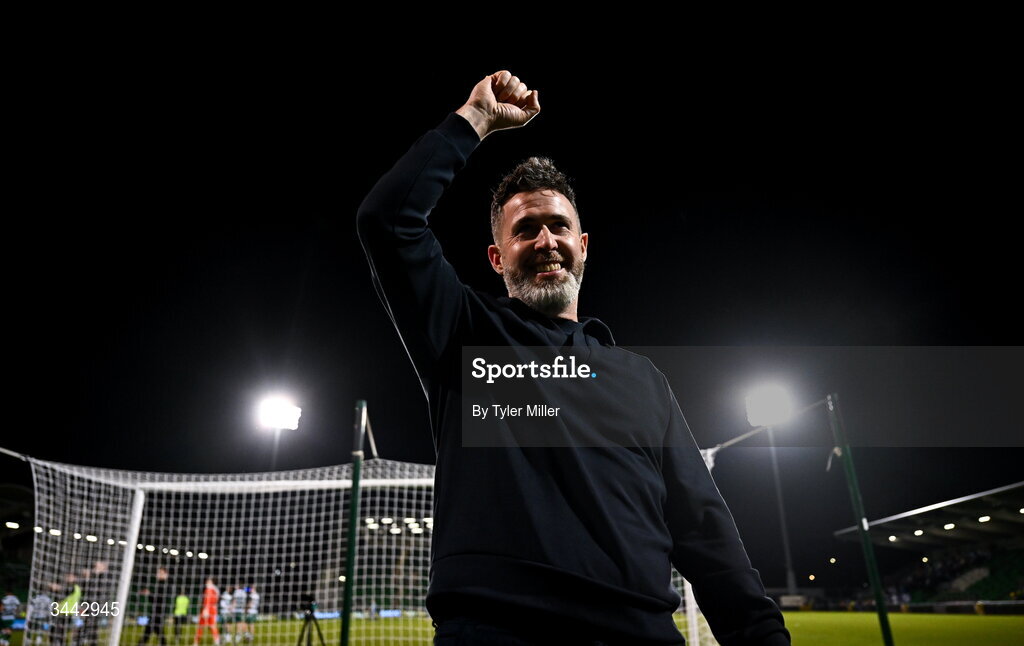 1 May 2026; Shamrock Rovers manager Stephen Bradley celebrates after the SSE Airtricity Men's Premier Division match between Shamrock Rovers and Waterford at Tallaght Stadium in Dublin. Photo by Tyler Miller/Sportsfile