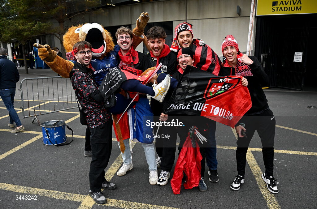 2 May 2026; Leinster mascot Leo the Lion with RC Toulon supporters before the Investec Champions Cup semi-final match between Leinster and RC Toulon at the Aviva Stadium in Dublin. Photo by Seb Daly/Sportsfile