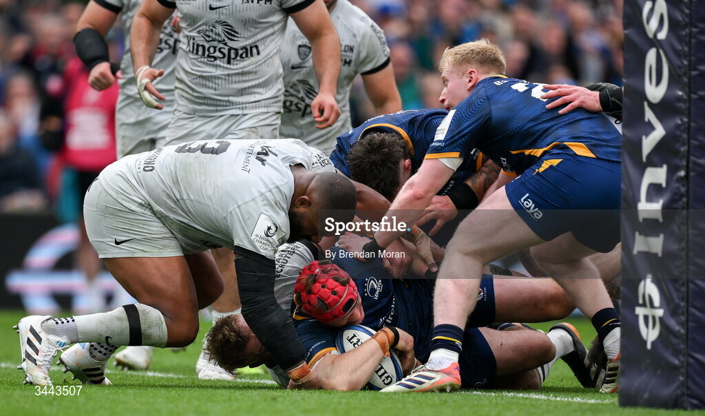 2 May 2026; Josh van der Flier of Leinster scores his side's second try during the Investec Champions Cup semi-final match between Leinster and RC Toulon at the Aviva Stadium in Dublin. Photo by Brendan Moran/Sportsfile