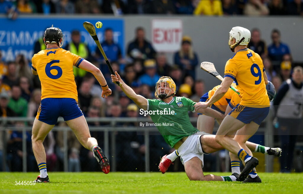 3 May 2026; Cathal O’Neill of Limerick attemps to keep possession under pressure during the Munster GAA Senior Hurling Championship Round 3 match between Clare and Limerick at Zimmer Biomet Páirc Chíosóg in Ennis, Clare. Photo by Brendan Moran/Sportsfile
