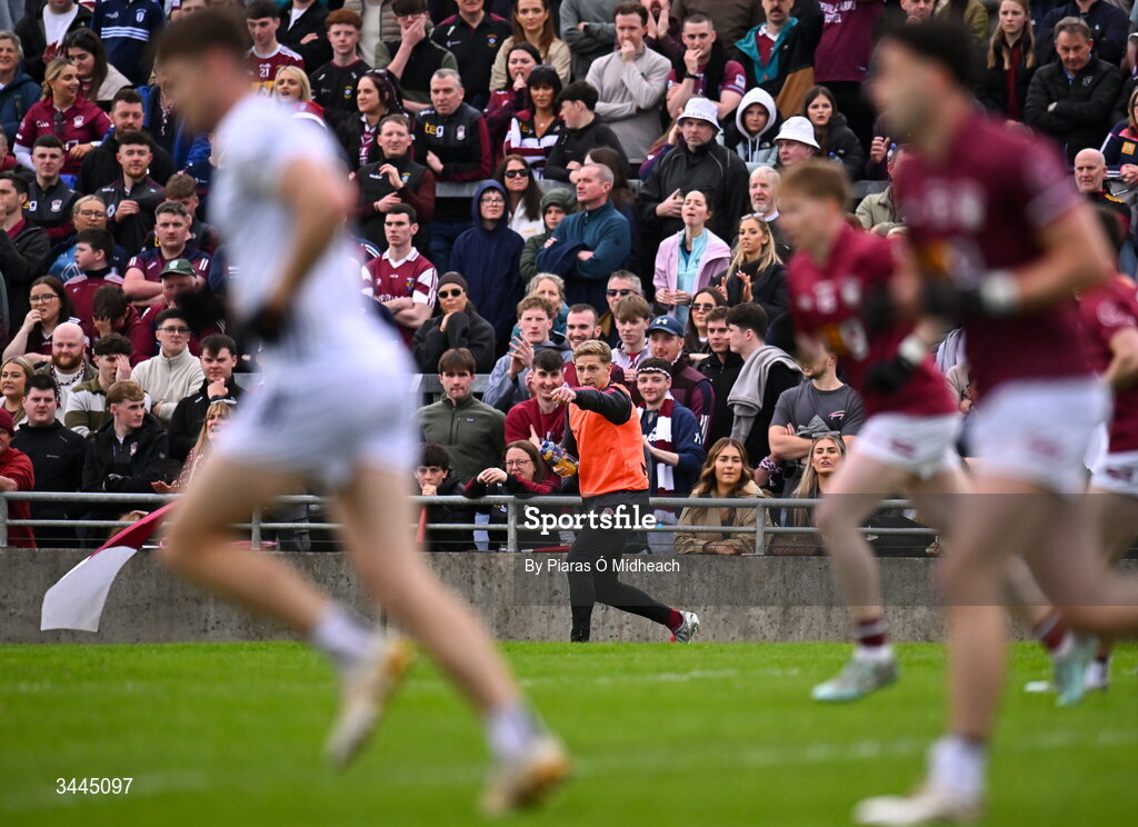 3 May 2026; Injured Westmeath footballer Luke Loughlin, centre, during the Leinster GAA Football Senior Championship semi-final match between Kildare and Westmeath at Glenisk O'Connor Park in Tullamore, Offaly. Photo by Piaras Ó Mídheach/Sportsfile