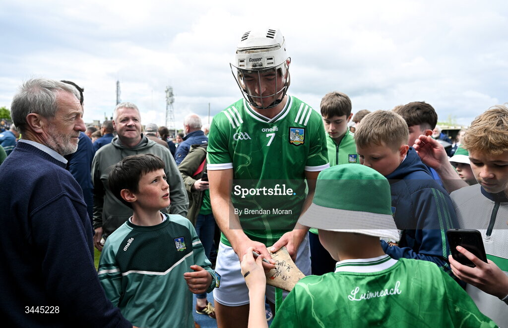 3 May 2026; Kyle Hayes of Limerick signs autographs  after the Munster GAA Senior Hurling Championship Round 3 match between Clare and Limerick at Zimmer Biomet Páirc Chíosóg in Ennis, Clare. Photo by Brendan Moran/Sportsfile