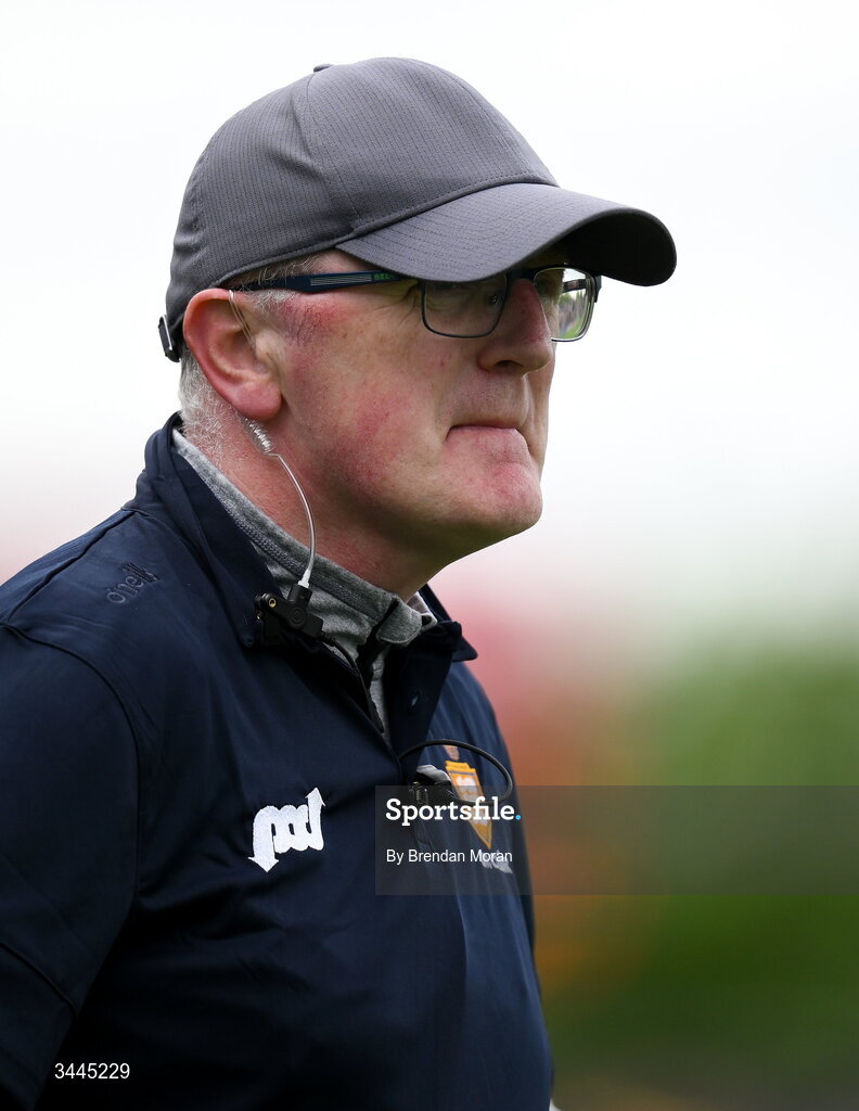 3 May 2026; Clare manager Brian Lohan during the Munster GAA Senior Hurling Championship Round 3 match between Clare and Limerick at Zimmer Biomet Páirc Chíosóg in Ennis, Clare. Photo by Brendan Moran/Sportsfile