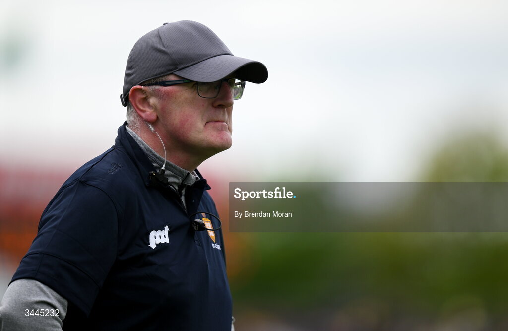 3 May 2026; Clare manager Brian Lohan during the Munster GAA Senior Hurling Championship Round 3 match between Clare and Limerick at Zimmer Biomet Páirc Chíosóg in Ennis, Clare. Photo by Brendan Moran/Sportsfile
