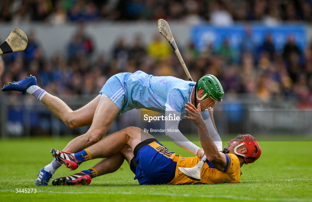 3 May 2026; Limerick goalkeeper Nickie Quaid is tackled by Peter Duggan of Clare during the Munster GAA Senior Hurling Championship Round 3 match between Clare and Limerick at Zimmer Biomet Páirc Chíosóg in Ennis, Clare. Photo by Brendan Moran/Sportsfile