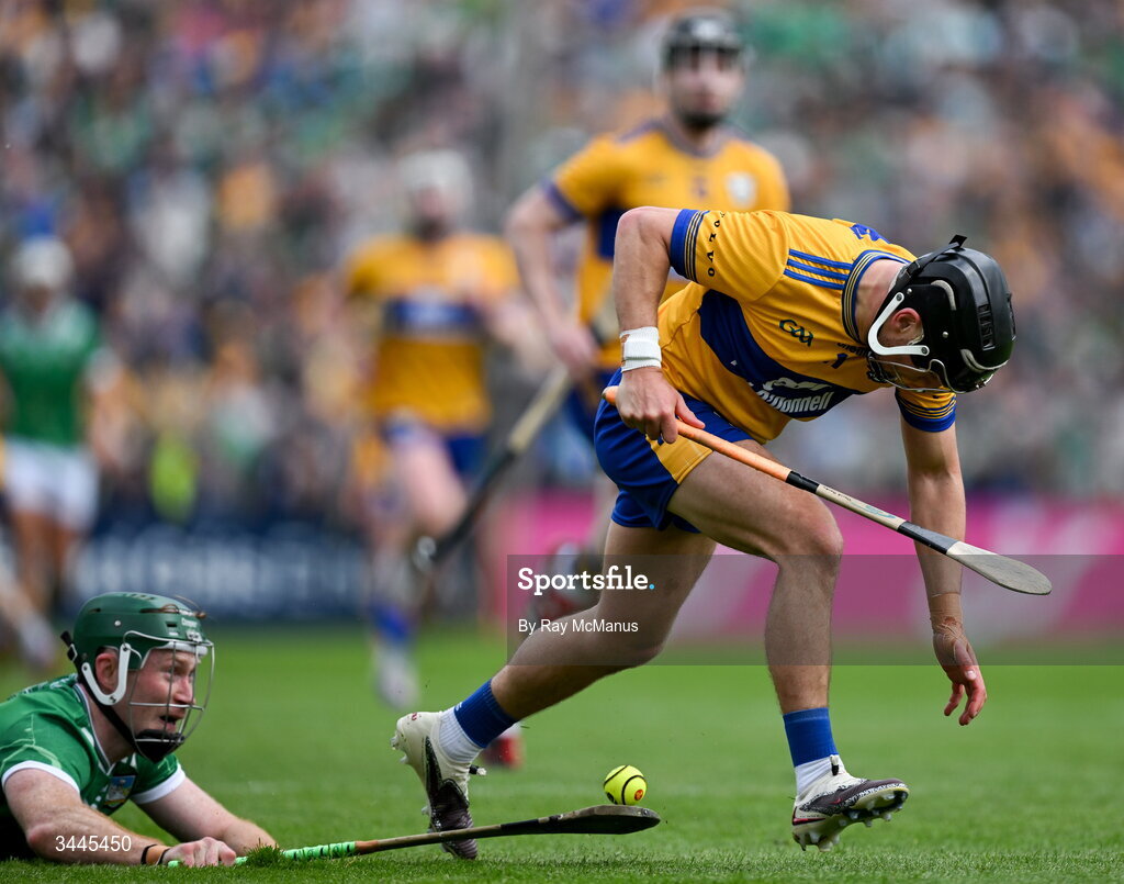 3 May 2026; David Reidy of Clare is tackled by William O'Donoghue of Limerick during the Munster GAA Senior Hurling Championship Round 3 match between Clare and Limerick at Zimmer Biomet Páirc Chíosóg in Ennis, Clare. Photo by Ray McManus/Sportsfile
