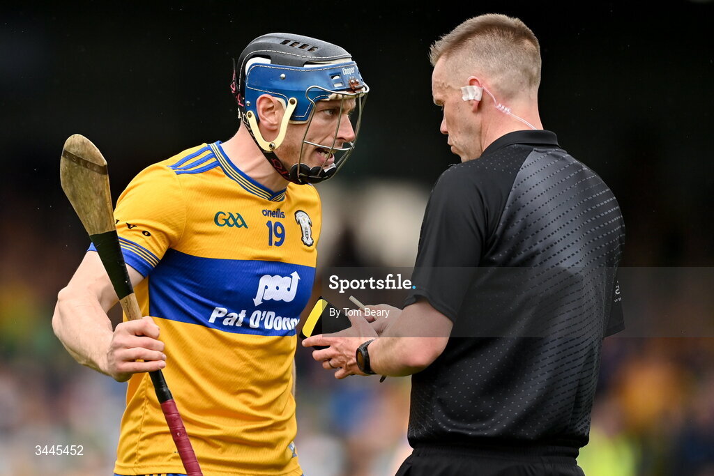 3 May 2026; David McInerney of Clare appeals to referee Michael Kennedy before being shown a yellow card during the Munster GAA Senior Hurling Championship Round 3 match between Clare and Limerick at Zimmer Biomet Páirc Chíosóg in Ennis, Clare. Photo by Tom Beary/Sportsfile