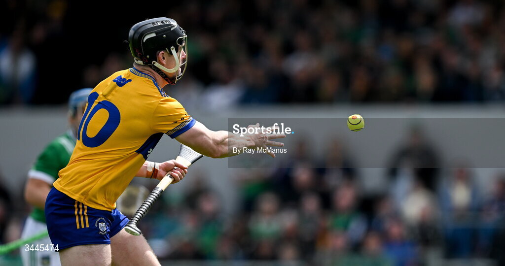 3 May 2026; Tony Kelly of Clare during the Munster GAA Senior Hurling Championship Round 3 match between Clare and Limerick at Zimmer Biomet Páirc Chíosóg in Ennis, Clare. Photo by Ray McManus/Sportsfile