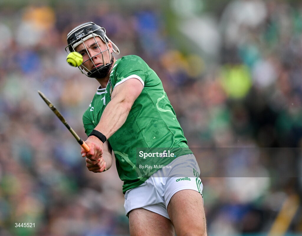 3 May 2026; Aidan O'Connor of Limerick during the Munster GAA Senior Hurling Championship Round 3 match between Clare and Limerick at Zimmer Biomet Páirc Chíosóg in Ennis, Clare. Photo by Ray McManus/Sportsfile