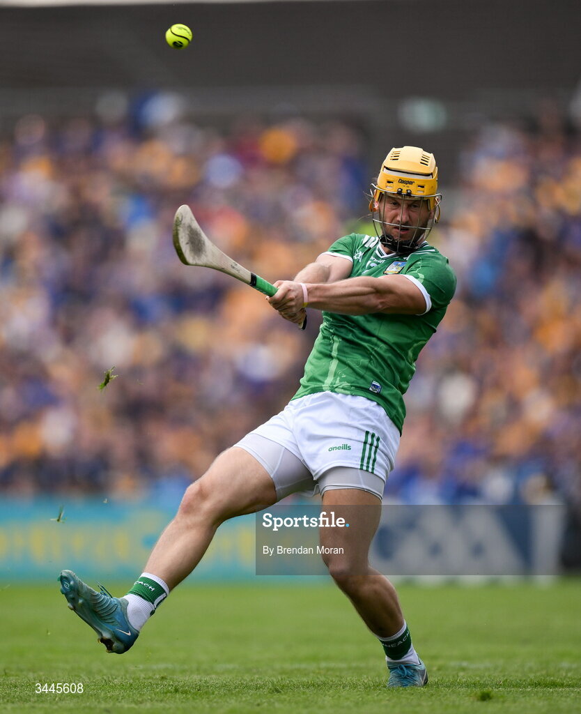 3 May 2026; Tom Morrissey of Limerick during the Munster GAA Senior Hurling Championship Round 3 match between Clare and Limerick at Zimmer Biomet Páirc Chíosóg in Ennis, Clare. Photo by Brendan Moran/Sportsfile